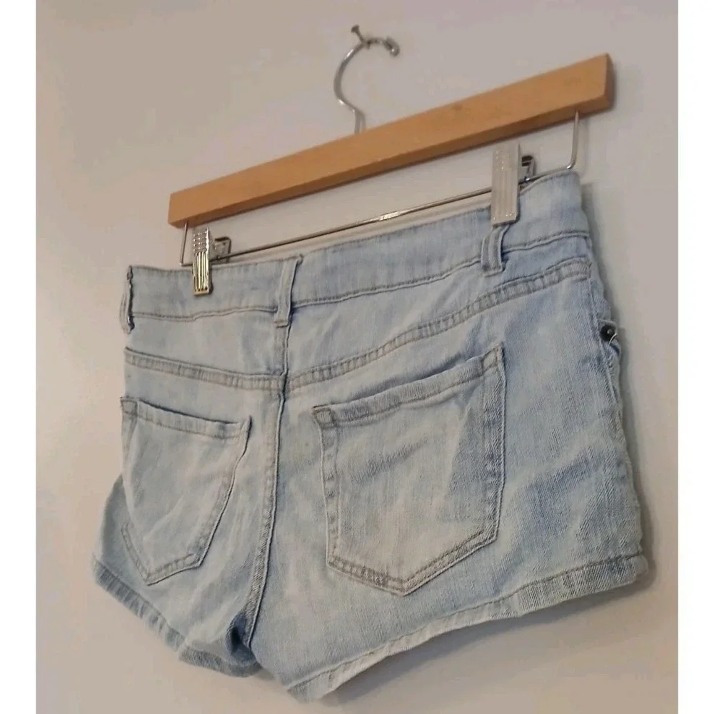 Forever 21 Denim Shorts Womens 27 Low Rise Short Shorts Y2K Festival